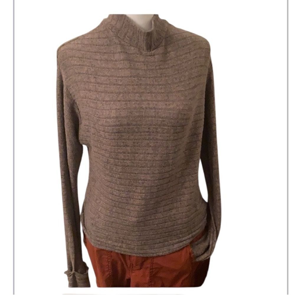 LUSE size S heathered brown mock turtleneck cuffed long sleeve sweater EUC
